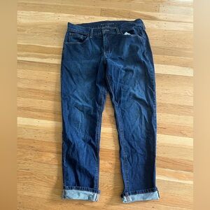 Navy blue boyfriend jeans by Mott & Bow